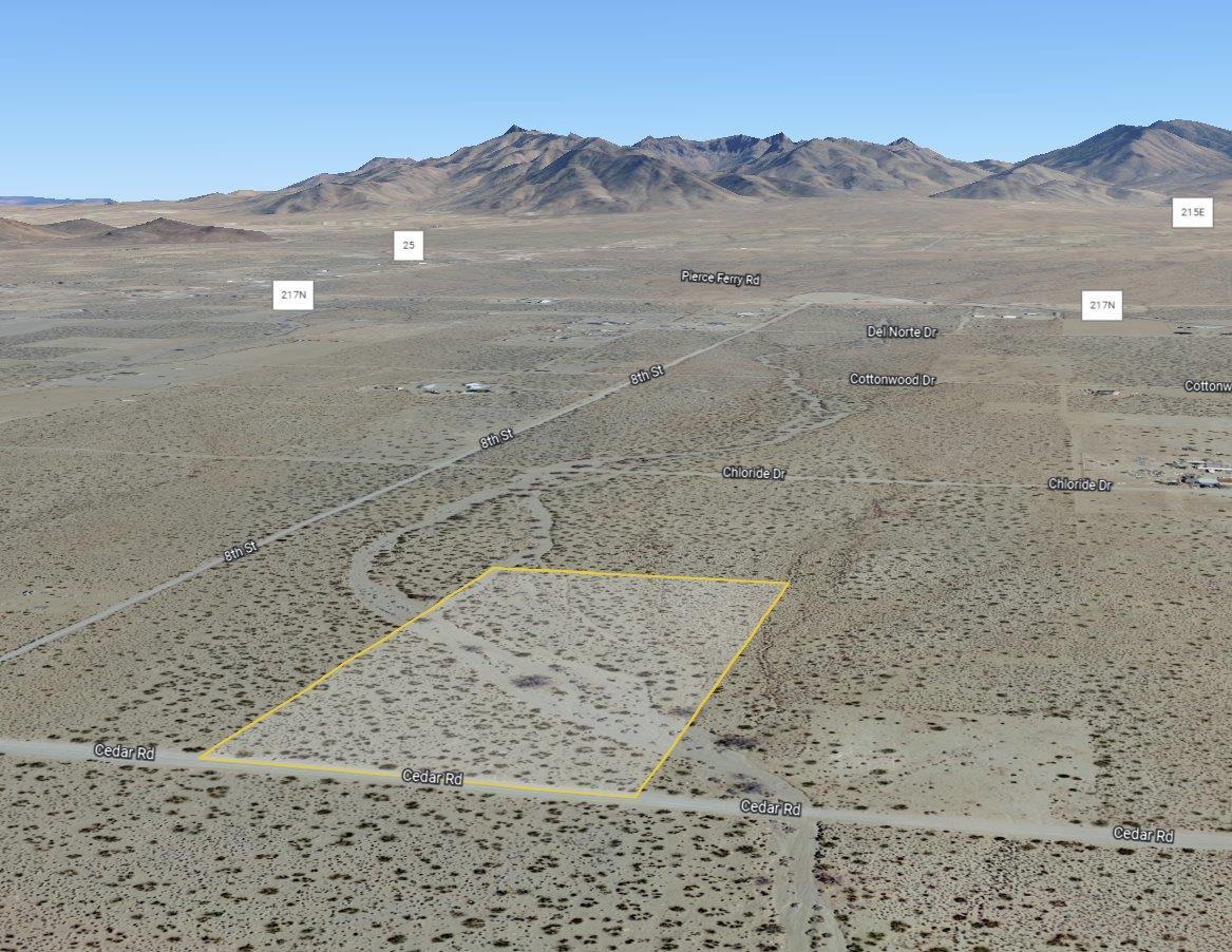 5 acre parcel in Dolan Springs, AZ. Sitebuilt homes & manufactured