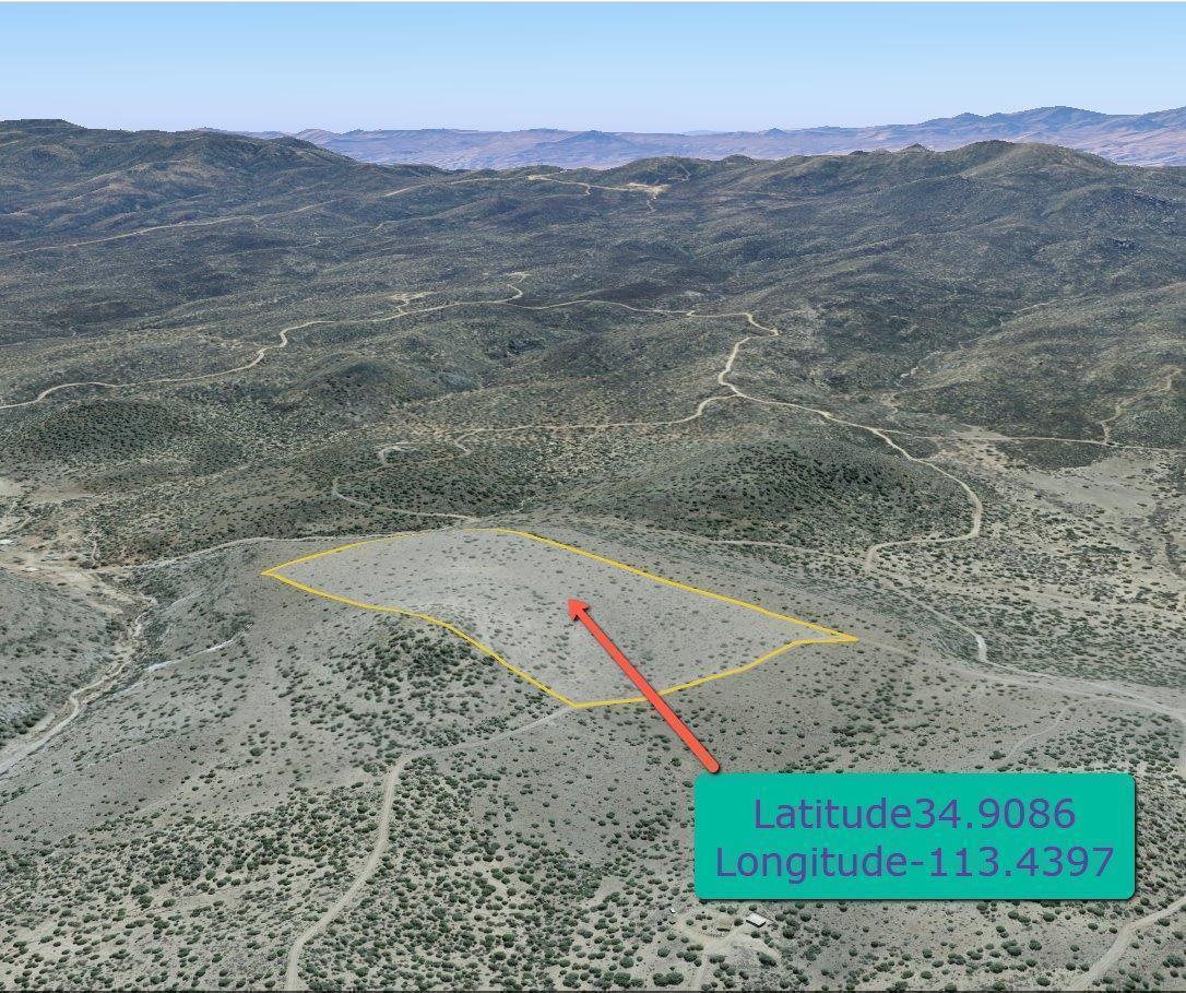 Amazing 40 acre off grid mountain lot in Wagon Bow Ranch, Site built