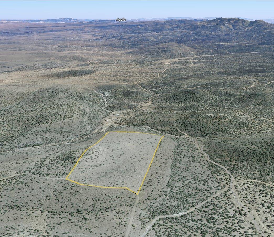 Amazing 40 acre off grid mountain lot in Wagon Bow Ranch, Site built