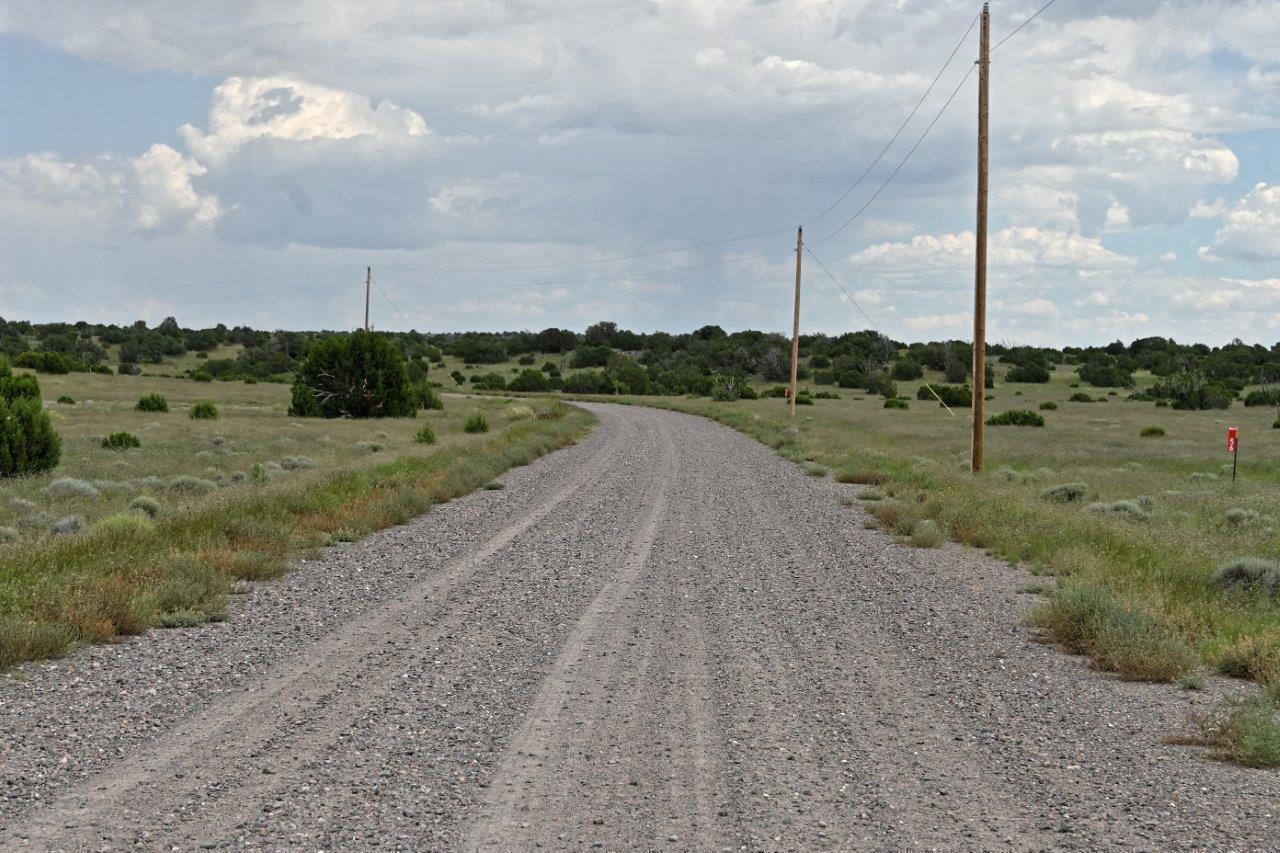 Escape the city life at this great 7.4 acre parcel south of Concho, AZ